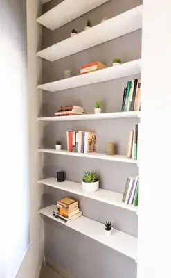 Biblioteca en el apartamento