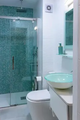 Un baño de Apartamento completo a 5 minutos estación tren.