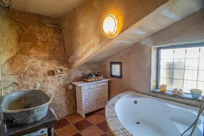 Un baño de Charming Villa in Algarinejo with Private Pool