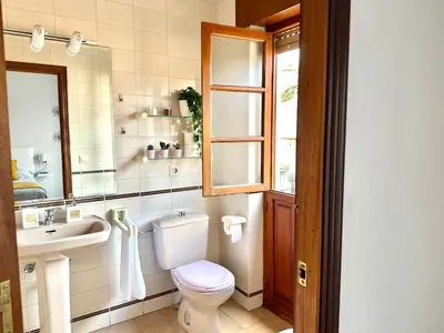 Un baño de El Balcón del Templo Romano