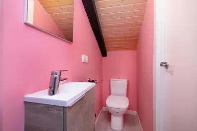 Un baño de BHost - Regina ll
