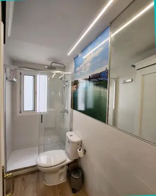 Un baño de Balcony Sol - Lovely Center Apartments Seville