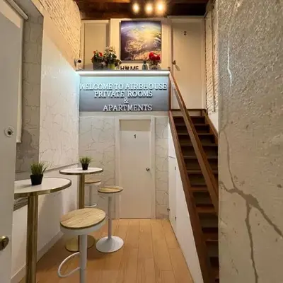 Airbhouse Private Rooms & Apartments