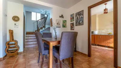 Zona de estar de Casa Ginés Iznájar by Ruralidays