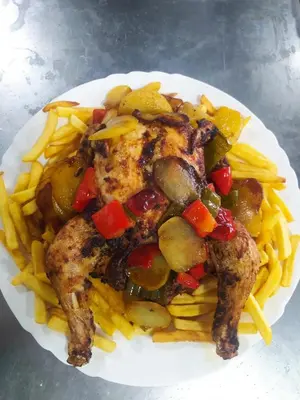 Comida en o cerca de este camping resort