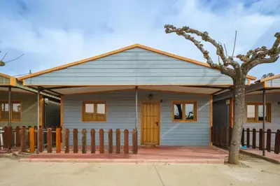 Edificio en el que se encuentra el camping resort