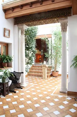 Jardín al aire libre en Hotel Boutique La Llave de la Judería