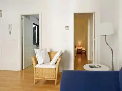 Una televisión o centro de entretenimiento en Alejo Fernandez Dreams de Santa Cruz Oasis Sevilla