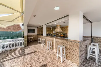 Una cocina o zona de cocina en Hotel Torre De Los Guzmanes
