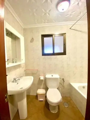Un baño de Casa Cruz de Marbella Luque
