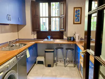 Una cocina o zona de cocina en Geysotur Casa Terraza Judería