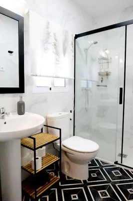 Un baño de Lonja del Ribacillo, Casa Rural