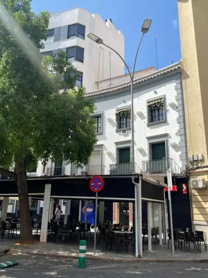 Edificio en el que se encuentra el apartamento