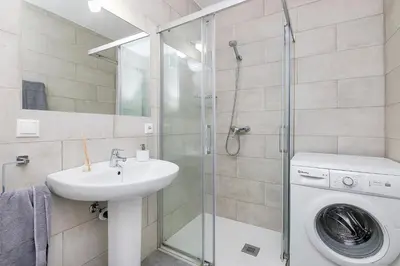 Un baño de BHost - El Indiano