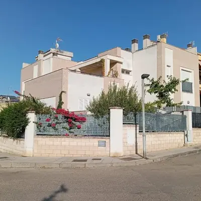 APARTAMENTOS TURISTICOS LAS CINCO JOYAS