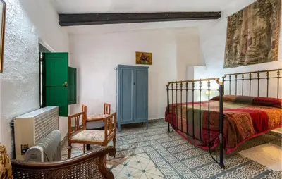 Cama o camas de una habitación en Lovely Home In Cazalla De La Sierra