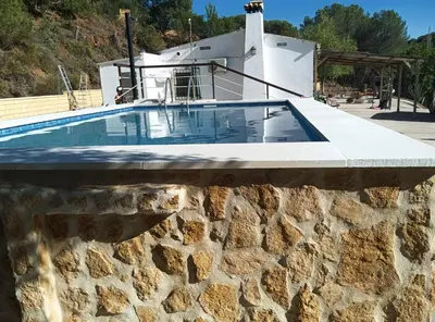 Piscina en o cerca de CASA RURAL TRIGUEROS