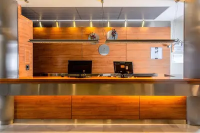 Una cocina o zona de cocina en Hotel Serrano