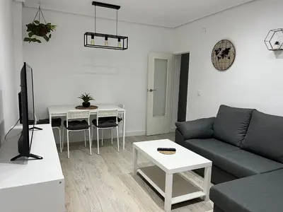Una televisión o centro de entretenimiento en El rinconcito de Salmi