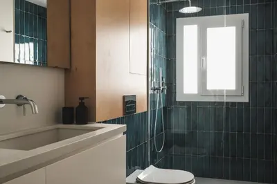 Un baño de WISH SUITE AZAHAR DE SEVILLA