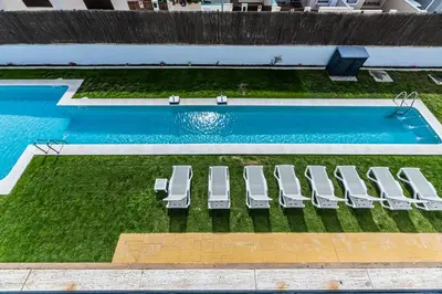 Piscina en o cerca de Villa Burguillos