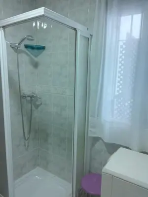 Un baño de Tu casa en Córdoba fácil aparcamiento
