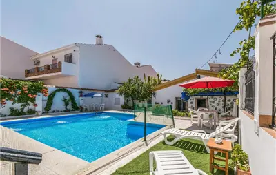 Piscina en o cerca de Nice Home In Fuente Tojar With Wifi