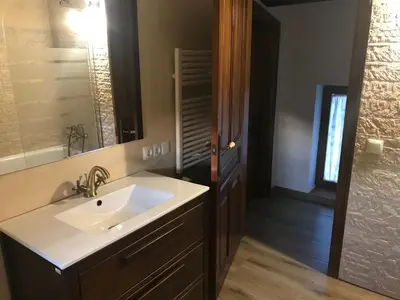 Un baño de LA SIERRA