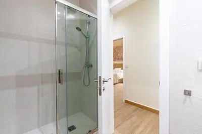 Un baño de Apartamentos Cervantes 17