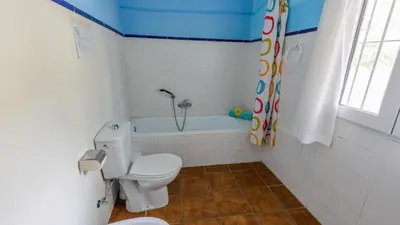 Un baño de Buenavista de Illora Íllora by Ruralidays