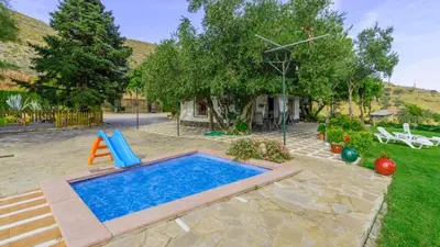 Piscina en o cerca de La Guitarra Andaluza Loja by Ruralidays