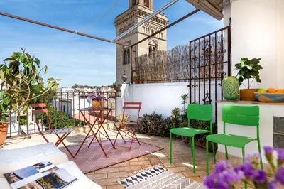 Un balcón o terraza de San Luis Luxury House with Terrace
